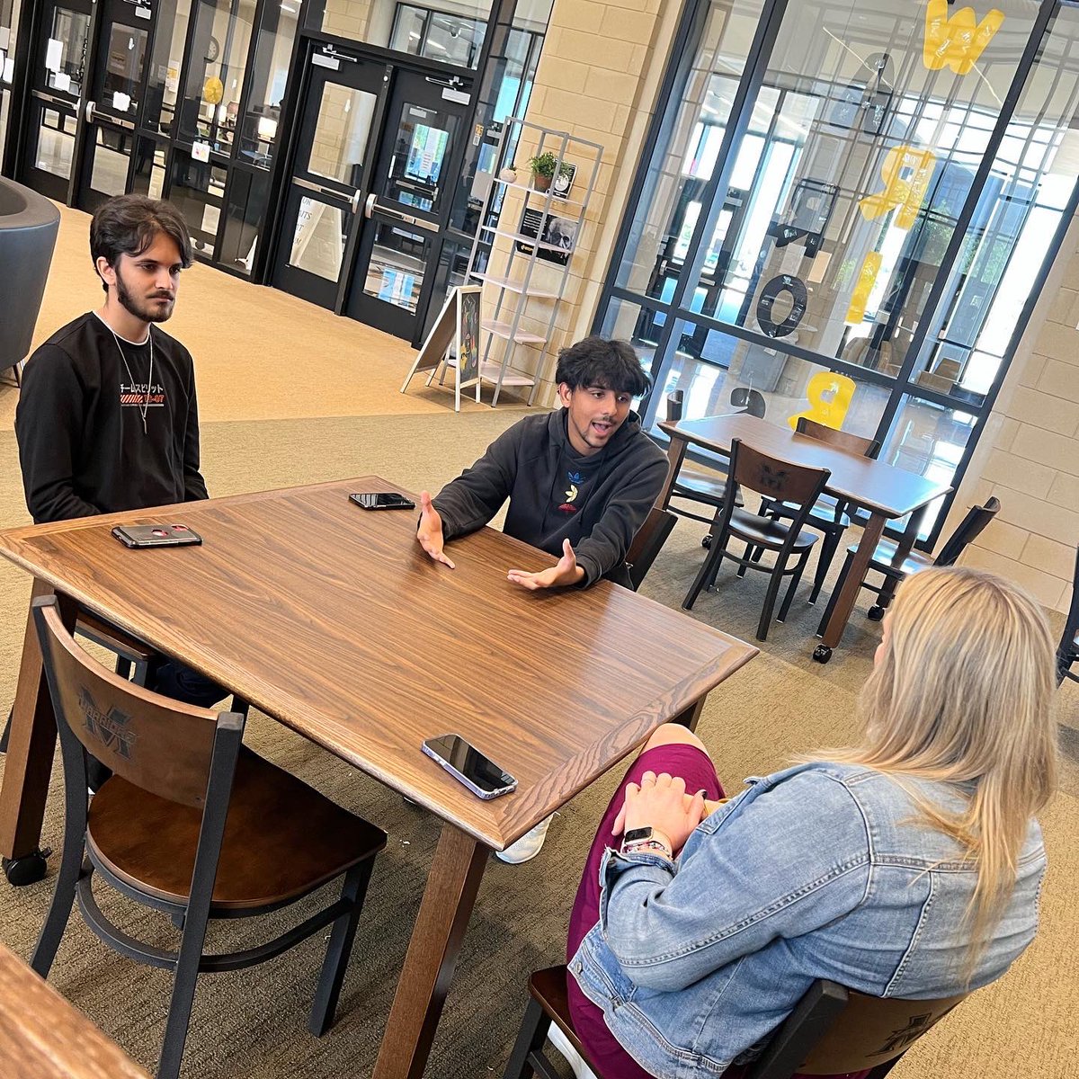 warrior4library's tweet photo. AP Research got to pitch their research ideas to principals and our lead counselor today. The admin were impressed by these rockstar kiddos! 
#fisdlibraries #librarylife #highschoollibraries #apresearch #apcapstone #madetoshine https://t.co/FX9EbQdRwL