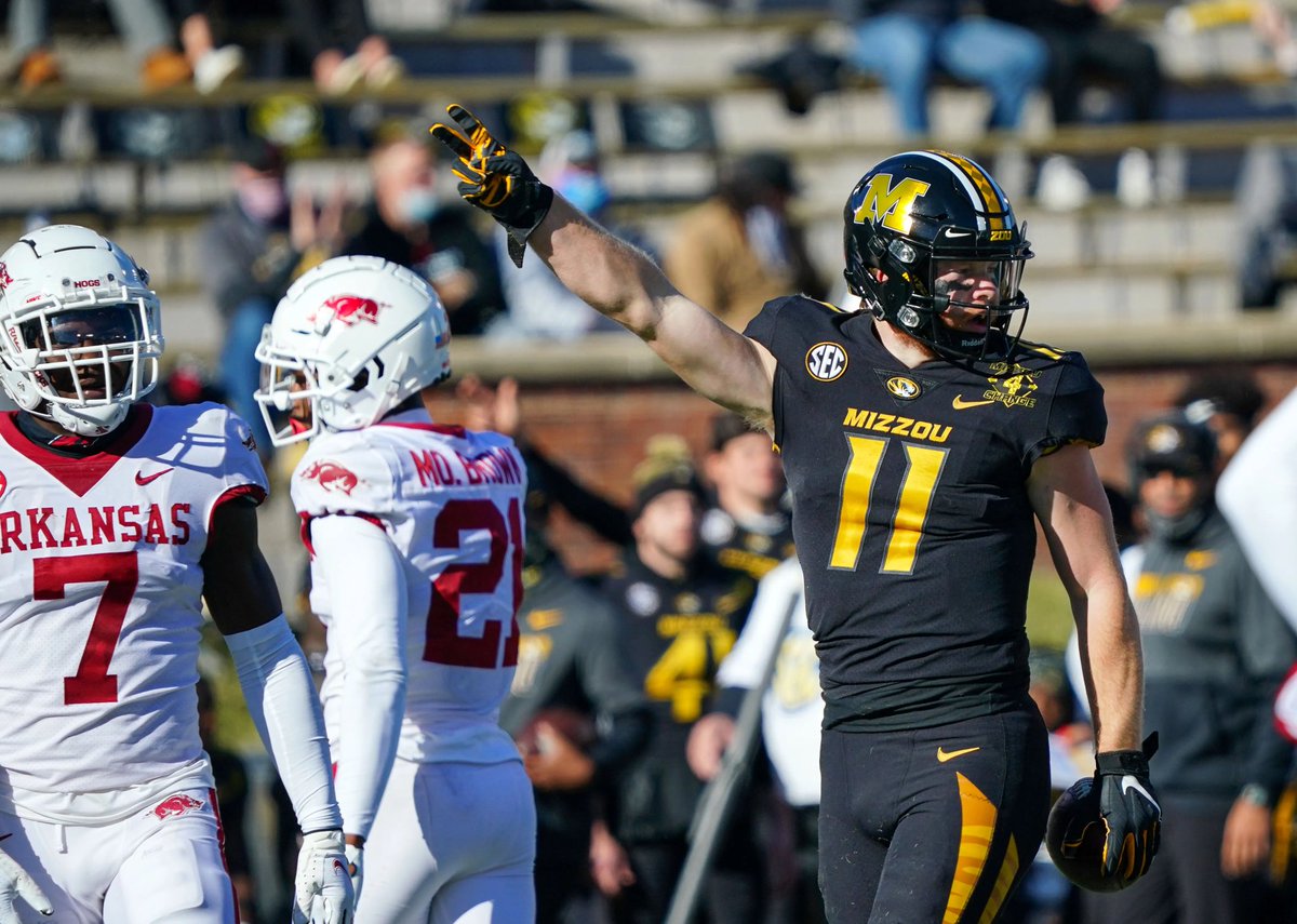 gavinmarsh80's tweet photo. After a great conversation with @JaredRussellMIZ I’m happy to say I’ve received a PWO from @MizzouFootball!! @NastyWideOuts @BushHamdan @MarquetteFootbl @JPRockMO @elitefootball https://t.co/aoWHR10X5U