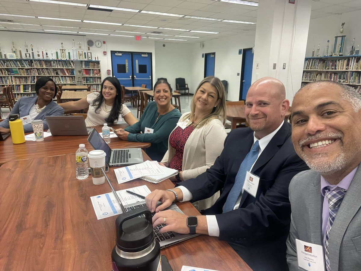 J_Ramirez991015's tweet photo. Ready for @mdcps_profdev #PrincipalInduction @MDCPSNorth @MDCPS @verenanro @HMLSrHighSchool @KropSeniorHigh @HialeahSenior @LsmsSpartans https://t.co/sOOaK4yLE3