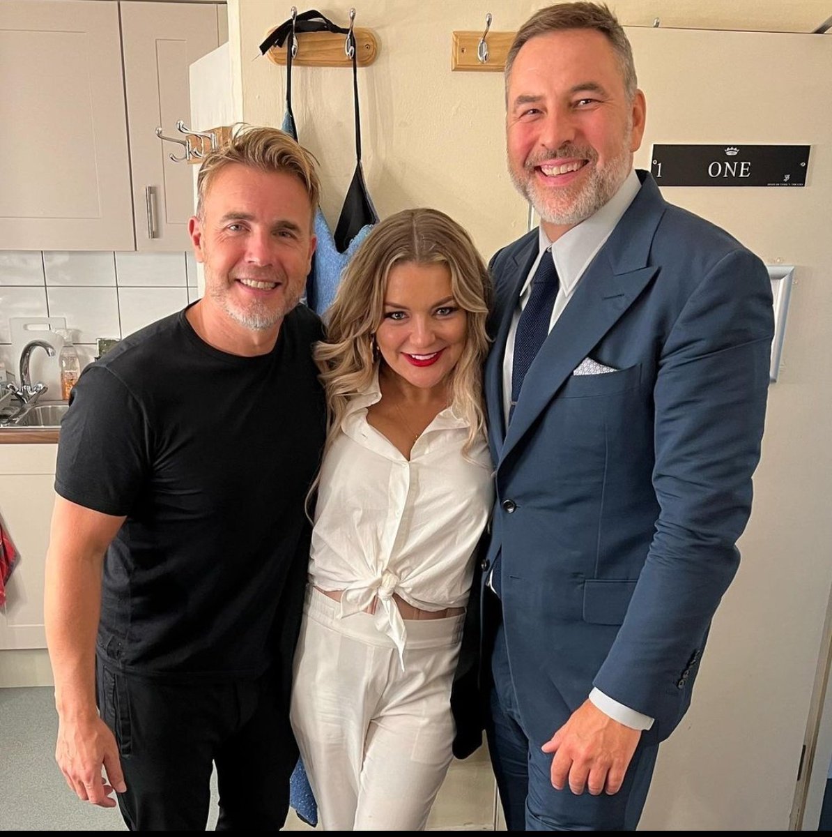 Garyismyhero's tweet photo. @GaryBarlow #DavidW #ADifferentStage #SheridanS 

https://t.co/GuCG424TXS
https://t.co/FDWbeGh7pW
https://t.co/HIKImKAAdW https://t.co/1MlGtHBxyC