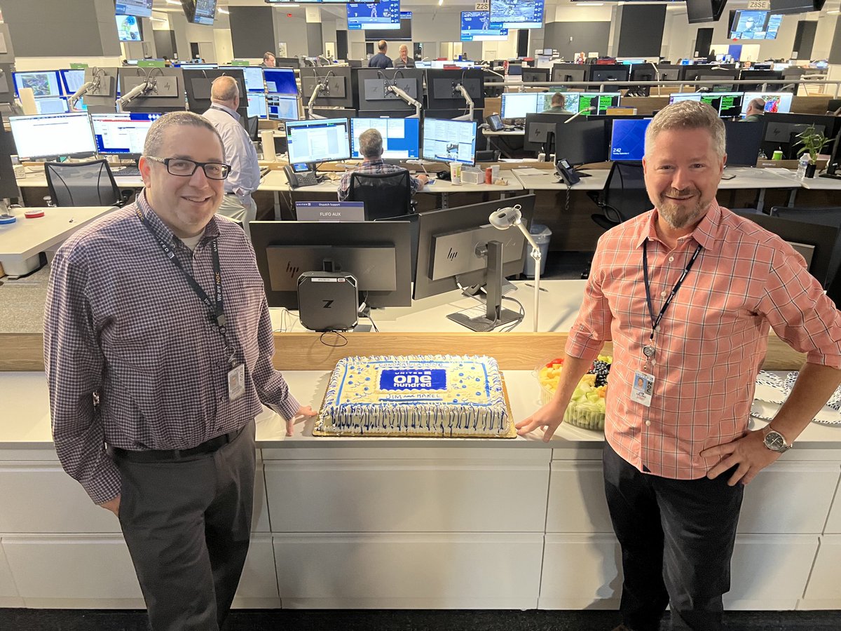 Two of our very best are UA 💯 annual award winners! Very proud of both for this well deserved recognition. Thank you for helping create a better experience for all. ⁦⁦@united⁩ ⁦@hareloplane⁩ ⁦@Tobyatunited⁩ ⁦⁩ @united ⁦@UALNOC⁩