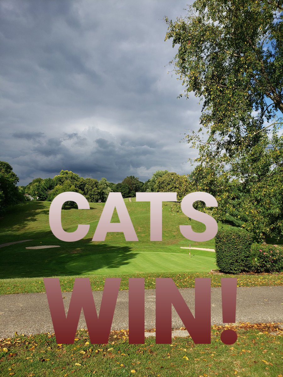 Franklin takes a division Win over Waynesville to go 8-2 on the season! Top 4: Standifer(35)
Rudd(37) P.Hall(40) Creech(43) Way to go 🐾!
