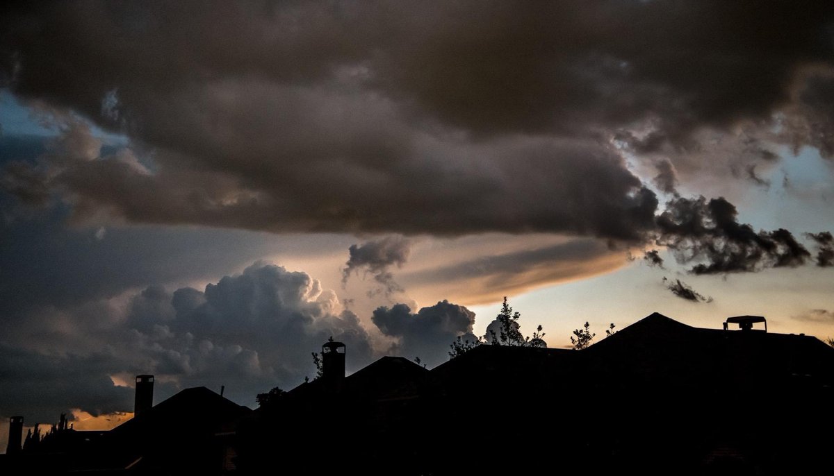 RCWoodson1's tweet image. #sunsetweather #stormclouds #September2022 #nikonphotography
