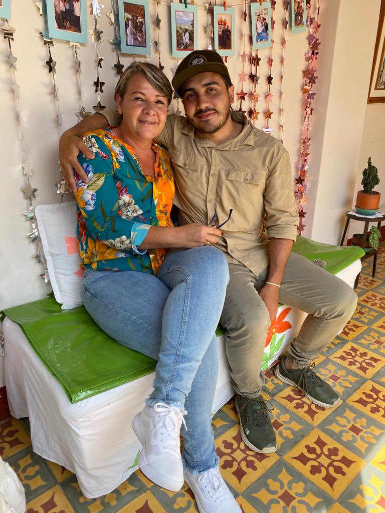 CharliieVela's tweet photo. Presidente @petrogustavo buenas tardes: le pido un favor, un espacio en su agenda para oír a @claoyepes y @Nattc9 para que les ayude en el caso de Camilo Peláez, por favor; gracias. #DondeEstaCamilo
@Veronicalcocerg @sofiapetroa 
@nicolaspetroB @GustavoBolivar @FranciaMarquezM https://t.co/84c0lkZuZD