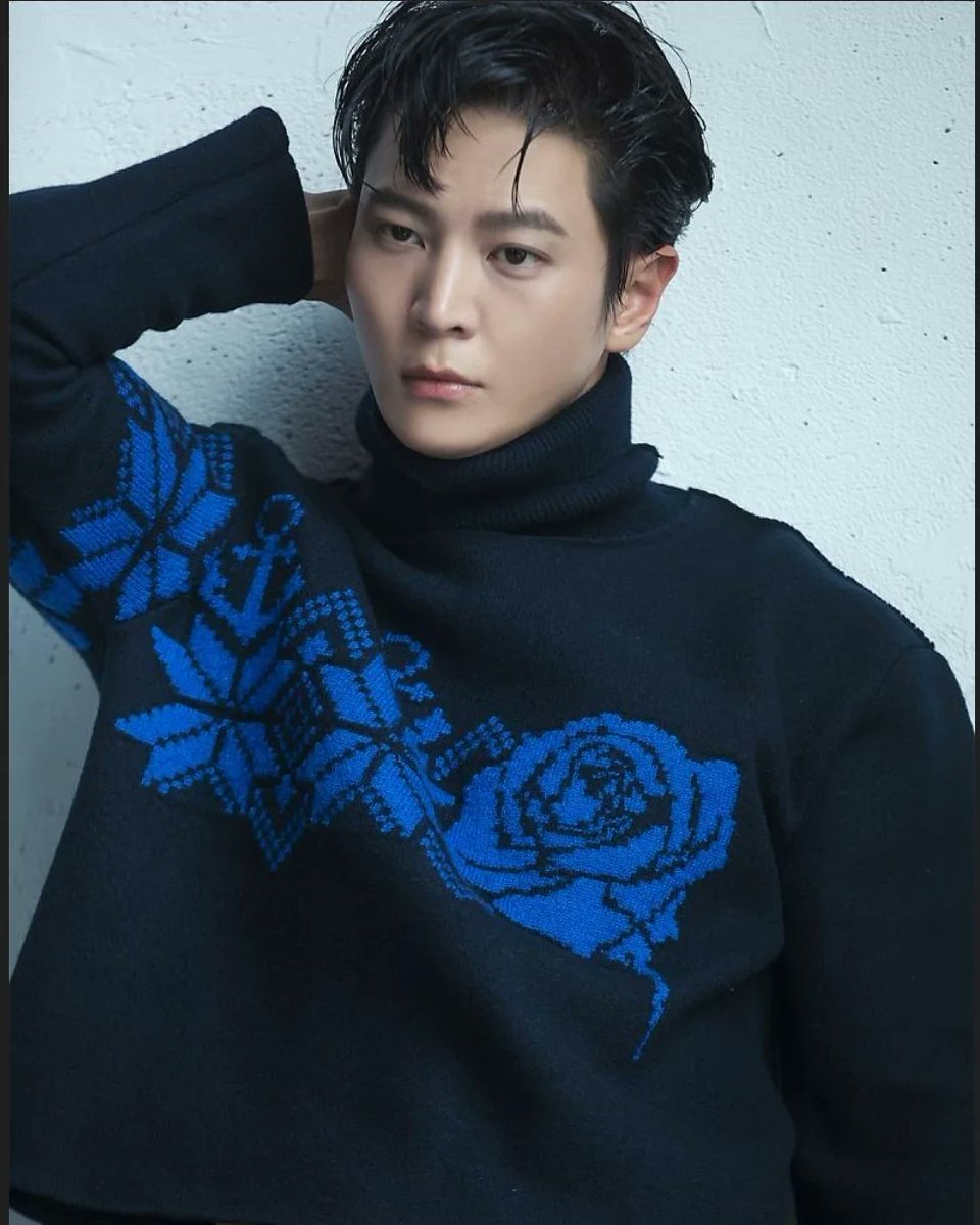 Tina_tike's tweet photo. My favorites from today, was not easy to choose🤩🥲 My Mister Perfect🥰❤❤️🔥
#zuwon #Carter #carternetflix #Actor #model #stunning #moonjunwon #주원 https://t.co/OEO3hZXtAl