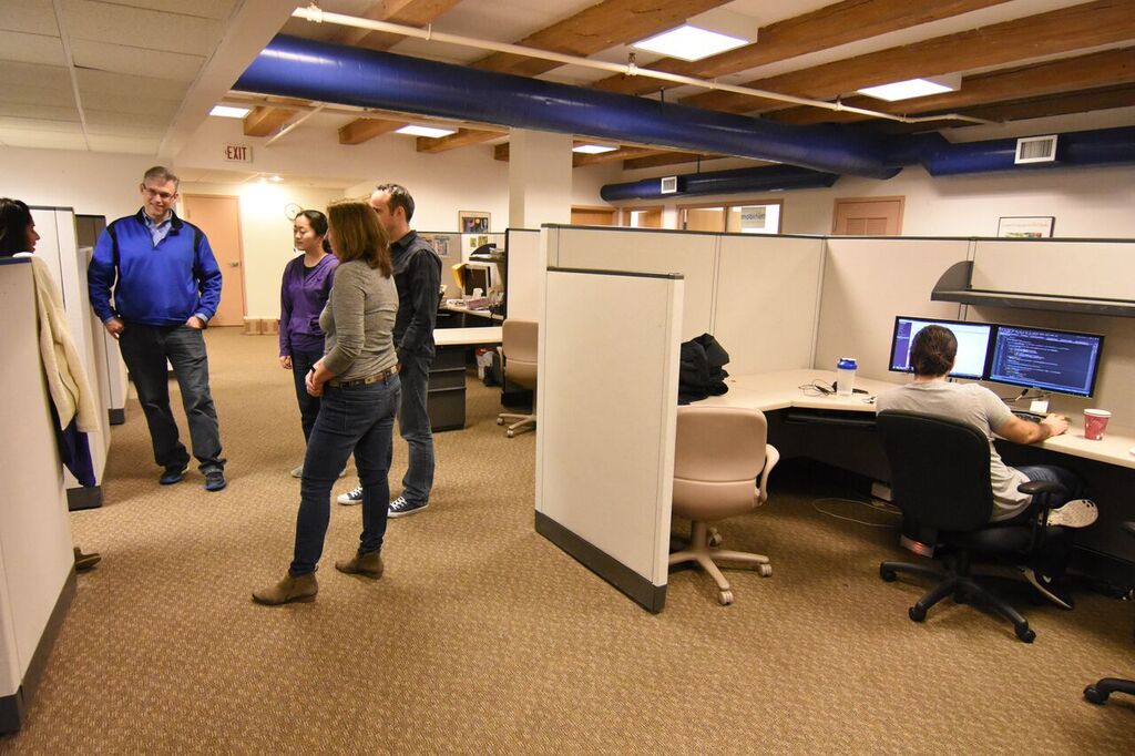 GeekOffices's tweet photo. Tired of working from home but not ready to return to the office full time? We offer co-working in #Cambridge's #InmanSquare with plans for as little as $250/month. https://t.co/QkQLatdcRO https://t.co/EaEsPQHJMM