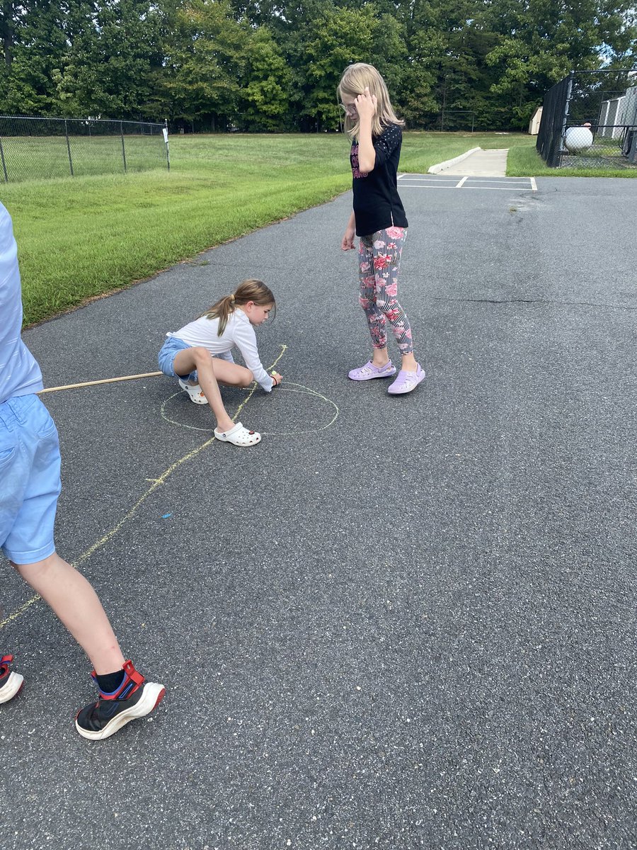 MrsSuttonFocus's tweet image. These awesome students learned about scale and ratio. After doing a lot of measurement, conversions and math, we discovered the truth in that Matchbox cars are built to a 1:64 scale! @HamptonOaksElem