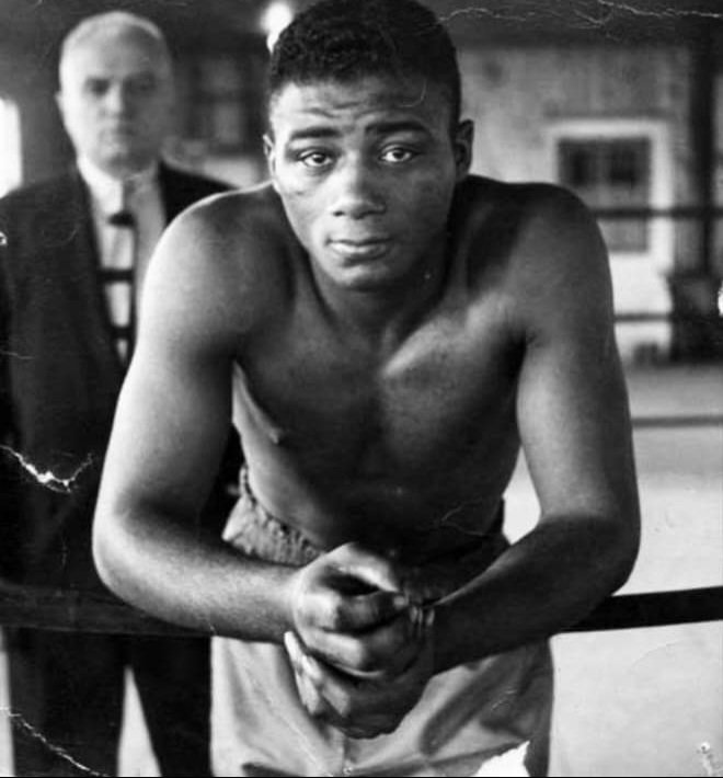 BoxingPeek's tweet photo. https://t.co/HE7OXVbI7Z