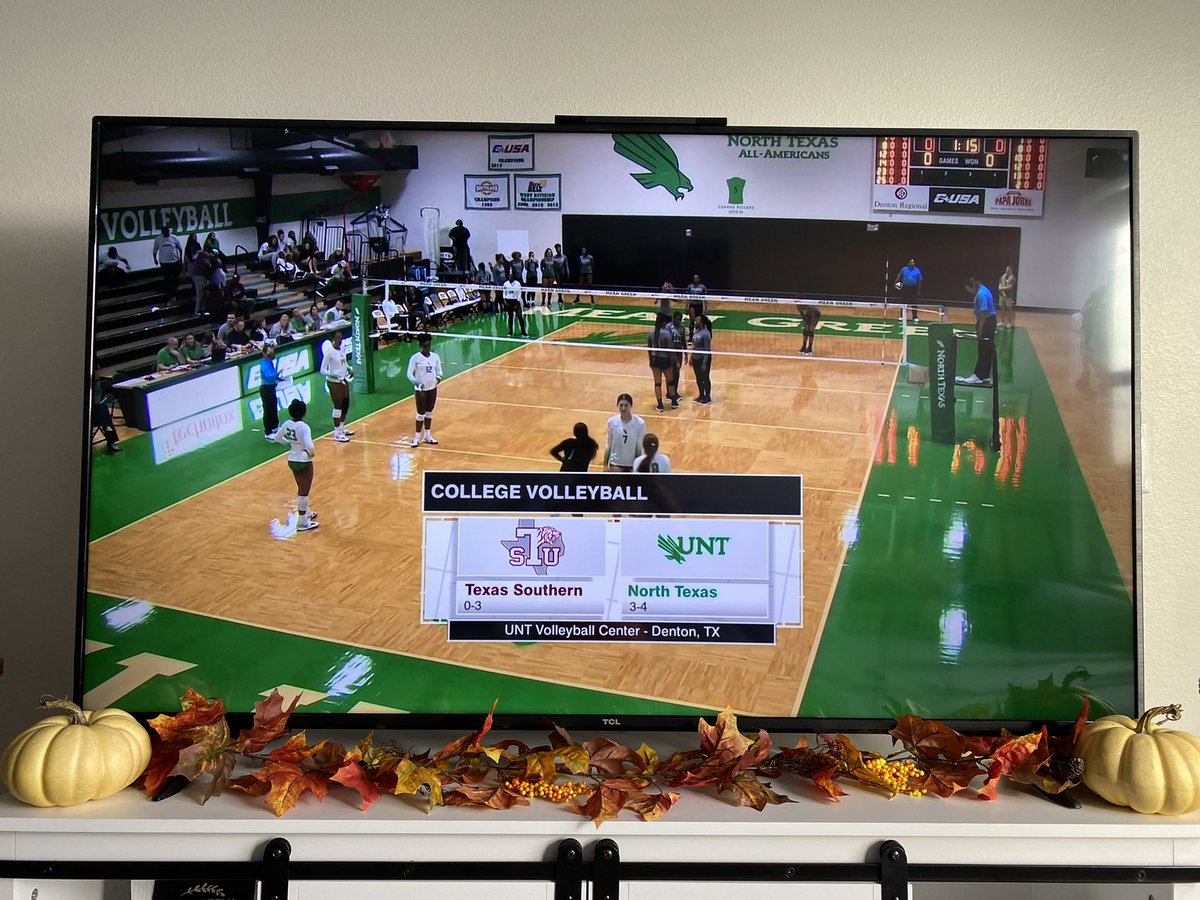 PSA: <a href="/malloryhartley/">Mallory Hartley</a> is making her ESPN+ Color Commentary debut RIGHT NOW!!! 

Texas Southern vs North Texas!

Watch her absolutely crush it here🥹: northtex.as/3x0m7wv