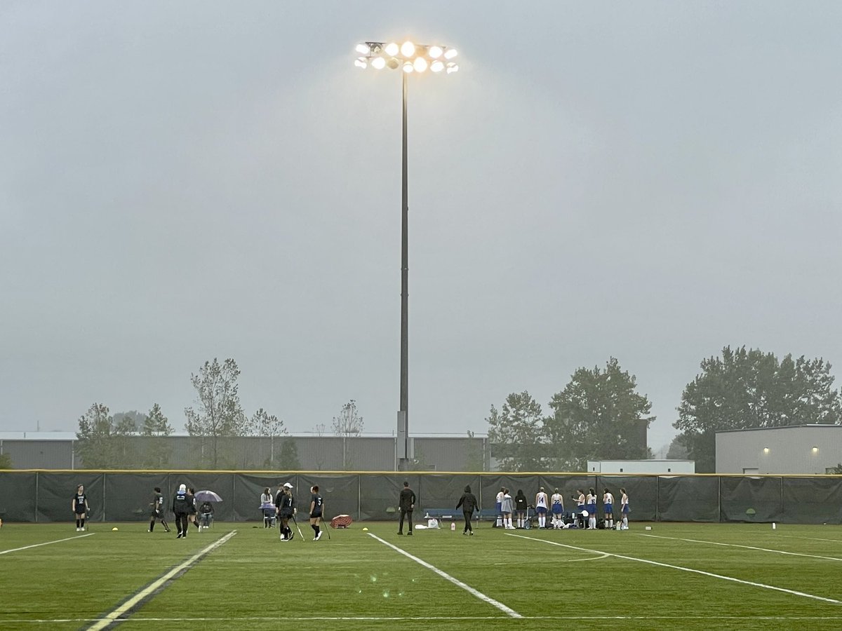BluedogFoto's tweet photo. Excellent game with an overtime tie for the Eastridge Lady Lancers Field Hockey team. Was a cold rainy game with Webster Schroeder. Next up… Thursday at Home vs ERGC. @Eastridge_EICSD @ERidgeLancers https://t.co/upY0dtfMg4