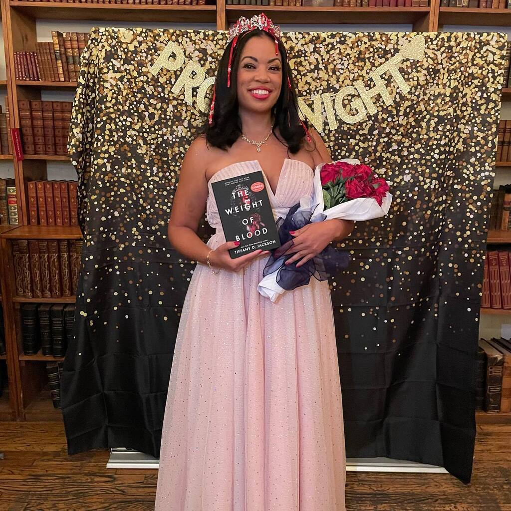 WriteinBK's tweet photo. Happy Prom! WEIGHT OF BLOOD is out in the world! 👸🏽🩸 🔥 

Thank you so much for all the love today. Can’t wait for you to meet Mad Mad Maddy! https://t.co/8XmE25UvoC https://t.co/XMybgldKD1