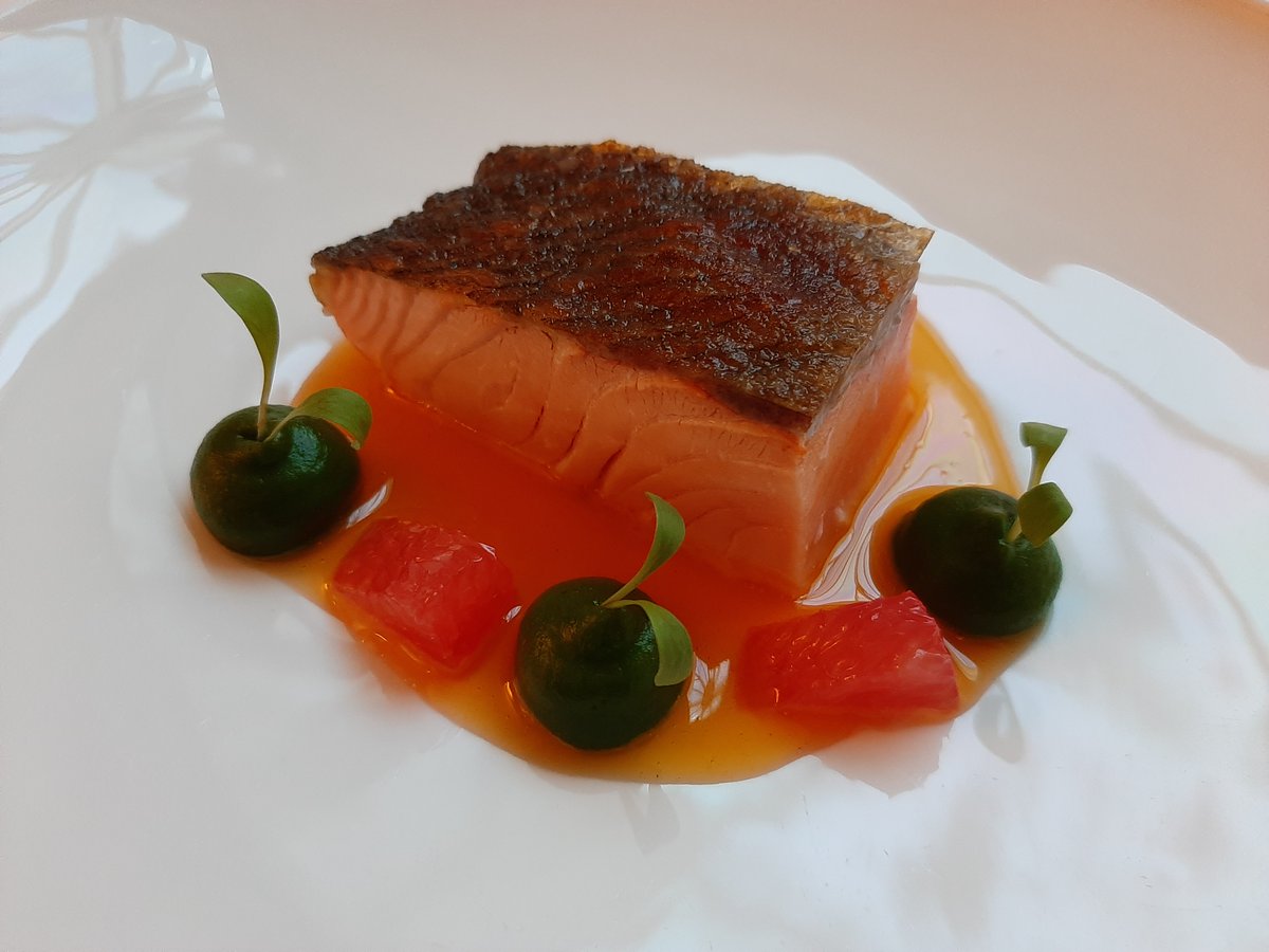 The MICHELIN Guide tweet media