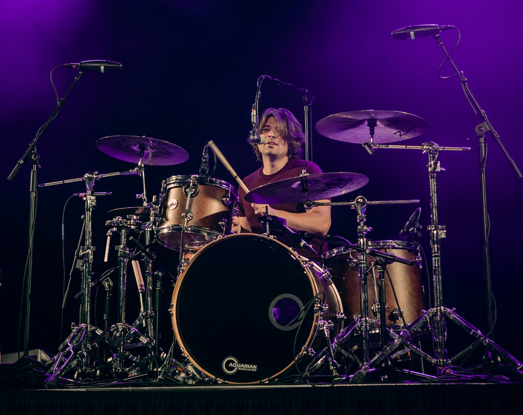 AtlasArtist's tweet photo. [show review] @hansonmusic took fans @thevanburenphx on a journey through their discography on Sunday! Check out all the photos from the #RedGreenBlueTour! https://t.co/dfBhRScGad https://t.co/W5NoCUhUZW