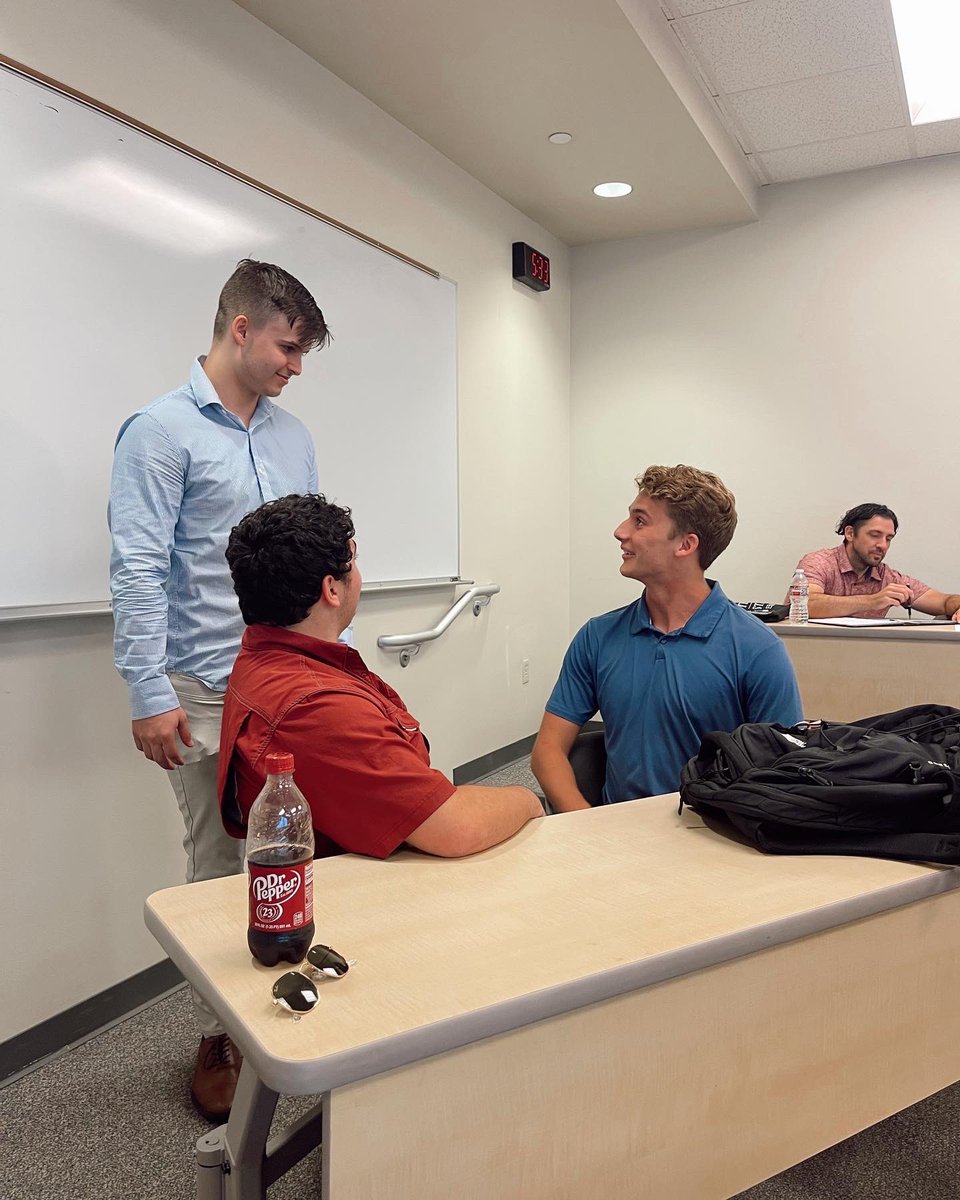 TexasStateCEO's tweet photo. Semester kickoff was a success! Thank you to everyone who came and grabbed a slice of pizza! We hope to see you all next meeting for some fun games with your friends for our “Bring a Buddy” meeting! https://t.co/z3DsdyHnDb