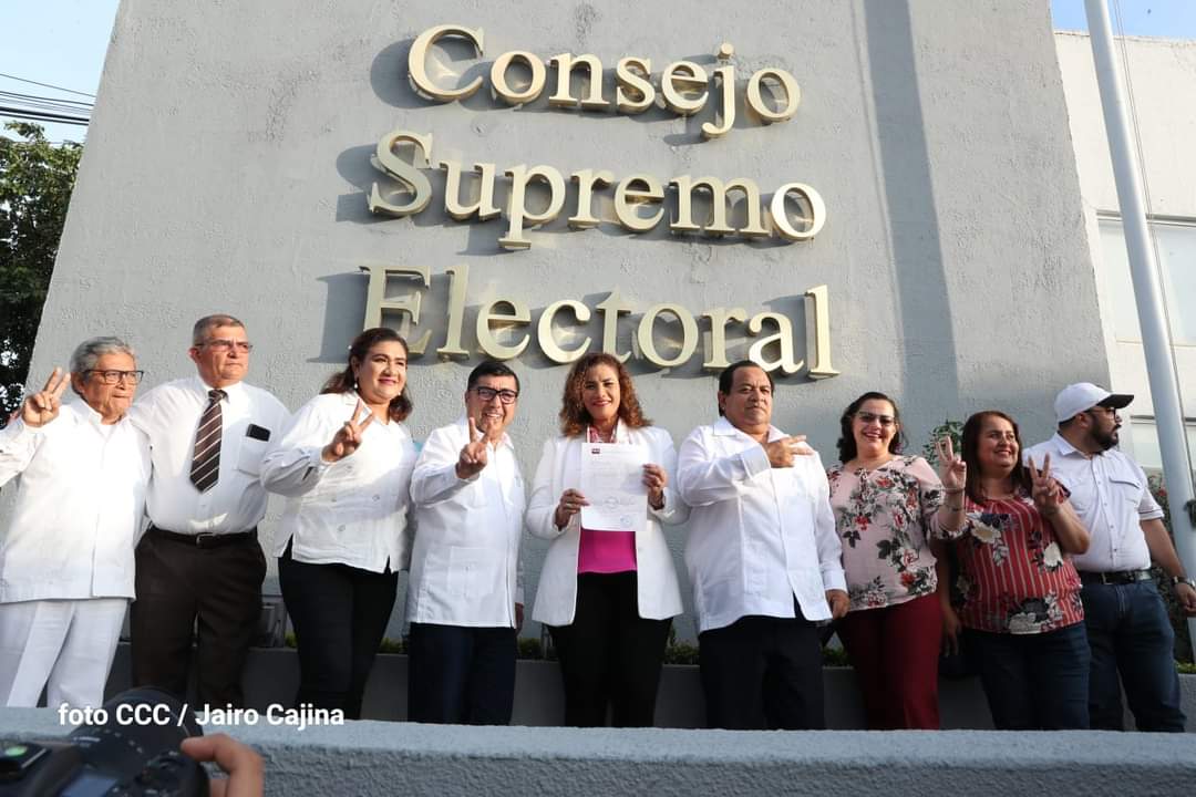 NikyAlegria_21's tweet photo. La Alianza Unida Nicaragua Triunfa presenta la lista de las candidaturas en los cargos de Alcaldes, Alcaldesas, Vicealcaldes y Vicealcaldesas municipales 🇳🇮🔴⚫✊🏼

#PatriaBenditayLibre https://t.co/LrSfnLrDbp
