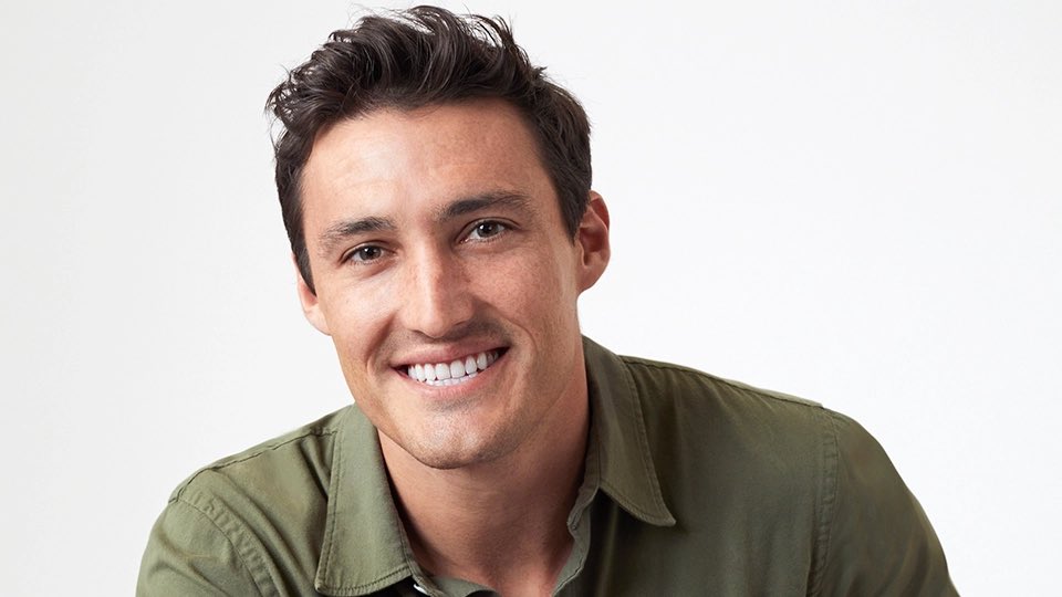 sabrinasiq1's tweet photo. The only thing I see when Tino’s on the screen: #BachelorNation #TheBachelorette https://t.co/lRToxkfOfF