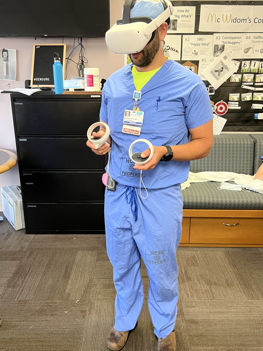 GeisingerSurgEd's tweet image. Night team testing out @MetaQuestVR. We have a list of ideas for how this could be integrated into surgical education (and it’s also just a lot of fun!) @MatthewFactorMD