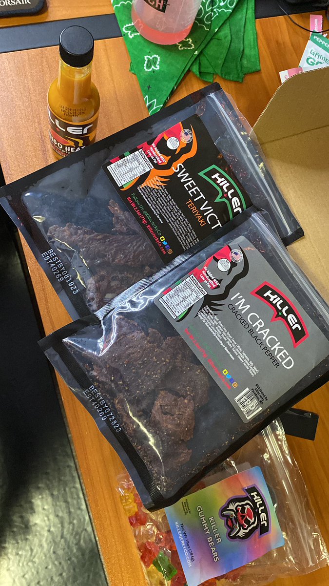 _N3XON_'s tweet photo. @KillerJerkyCo jerky goes crazy🤝🏼 https://t.co/MHIIACs2Y0