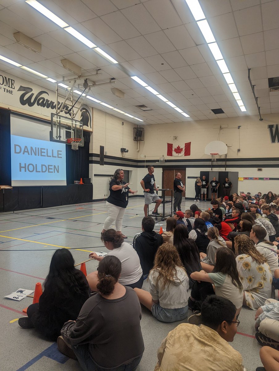 westheightsps's tweet photo. Wow!!! What an amazing first day at Westheights for our Warriors!! Give Mr. Johnston and Ms. Guy a high five ๐๏ธ tomorrow for all of their hard work at putting this together! THIS YEAR IS GOING TO ROCK!!! ARE YOU READYYYYYYYYYYYY? #wrdsbfirstday https://t.co/FGBtVm46Zp