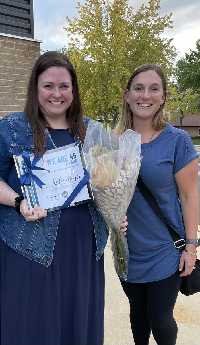 A big congratulations to @MsKatieMeyer for being selected as Teacher of the Year AND Region 58 Difference Maker. Well deserved Katie!