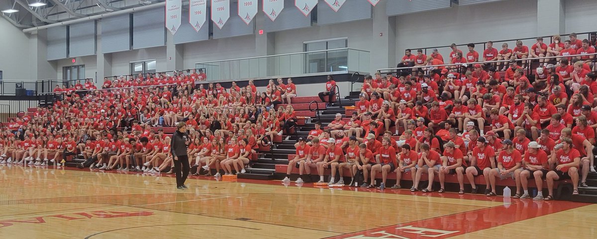 The Falcons are back in the Nest!! Thank you to all of our coaches and staff and to Kathy DeBoer <a href="/AVCAVolleyball/">AVCA</a> for kicking the year off with us!! #FFT