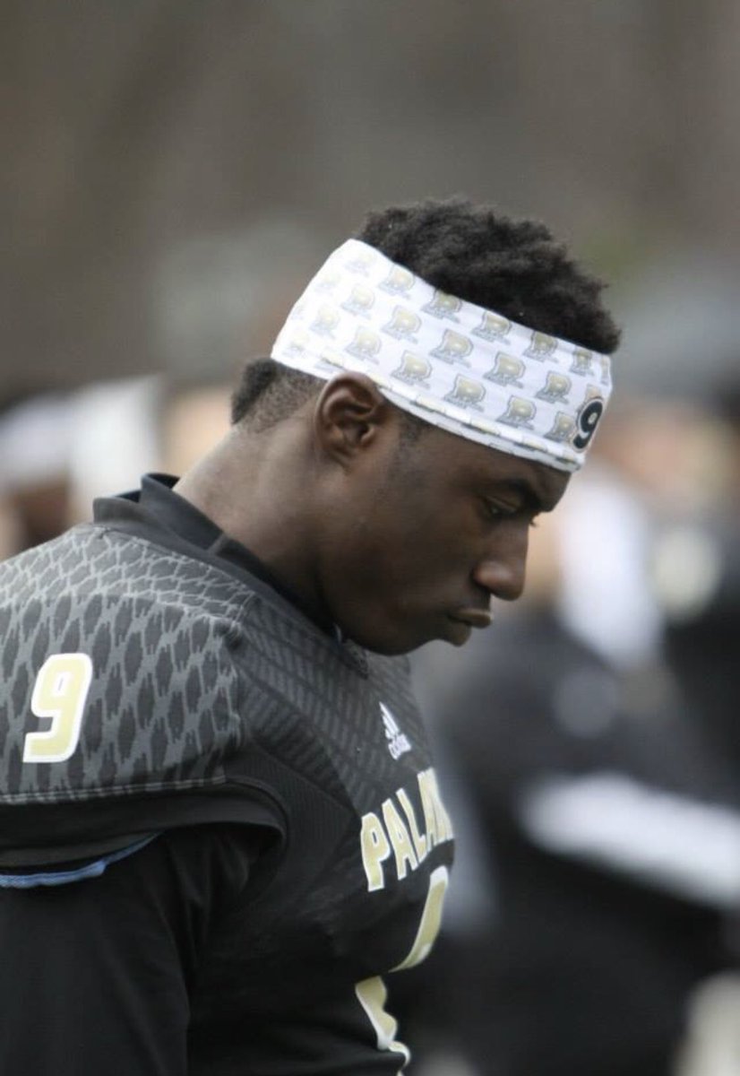 footballcoachal's tweet photo. @9_Mekhi @PCFBrecruits @PCFB_Paladins @RegMck08 @lats341 @Jee_Sosa9 The 9 in good hands @9_Mekhi #TheNextGreatOne #RecruitPCFB https://t.co/ZSD2QrCRjP