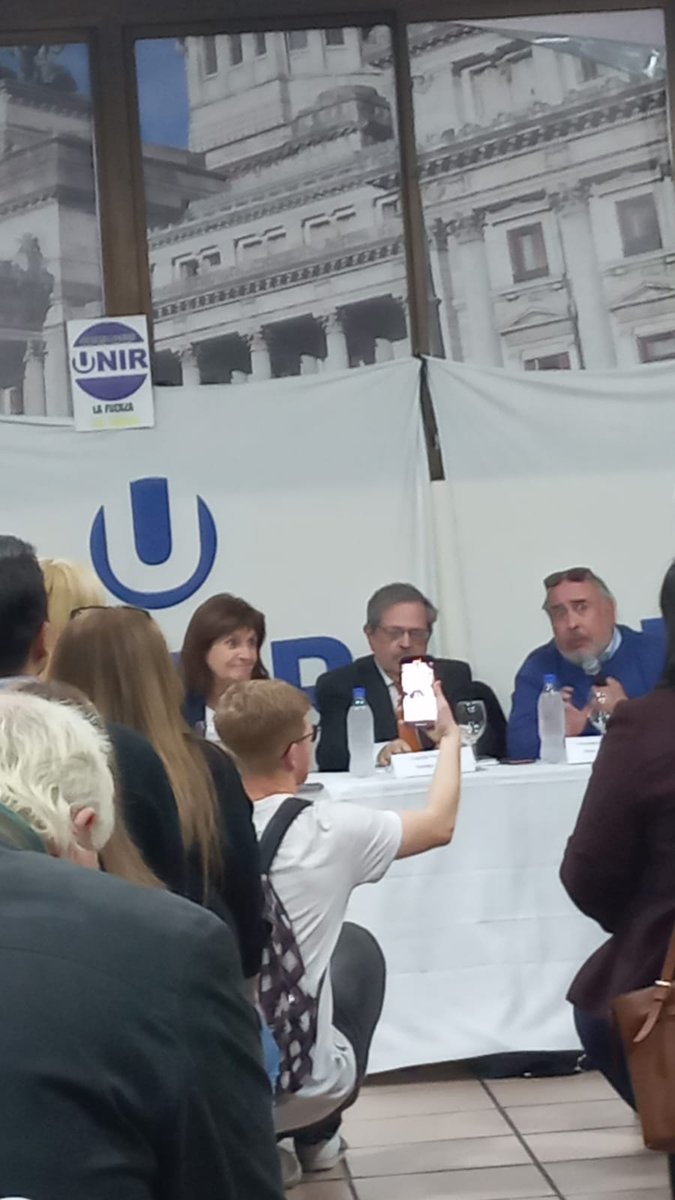 Bullrichmania13's tweet photo. @PatoBullrich en reunión del plenario del partido @UNIRconPatricia 
Es con Pato! Es todos Juntos por el Cambio!
#LaFuerzaDelCambio https://t.co/dGh86iqq8s