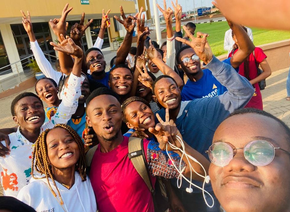 enactus_knust's tweet photo. THREAD 1
All too soon, we are rounding up the year. We have come far and we are about to go farther. Take a sip, chillax, read our threads, watch this space and spy a glimpse of your favorite Enactus-society in the country -#EnactusKnust
#EnactusTransitions https://t.co/GY8Zwa4PNy