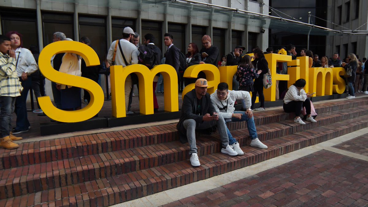 mafeardilalopez's tweet image. ¡Festejamos el poder de las TIC! en la inauguración de #SMARTFILMS2022. Hoy nos encontramos en este gran evento con dos categorías de lujo: #RedvolucionariasTIC y #SmarTICincluyente del @Ministerio_TIC para celebrar el talento de cientos de participantes.