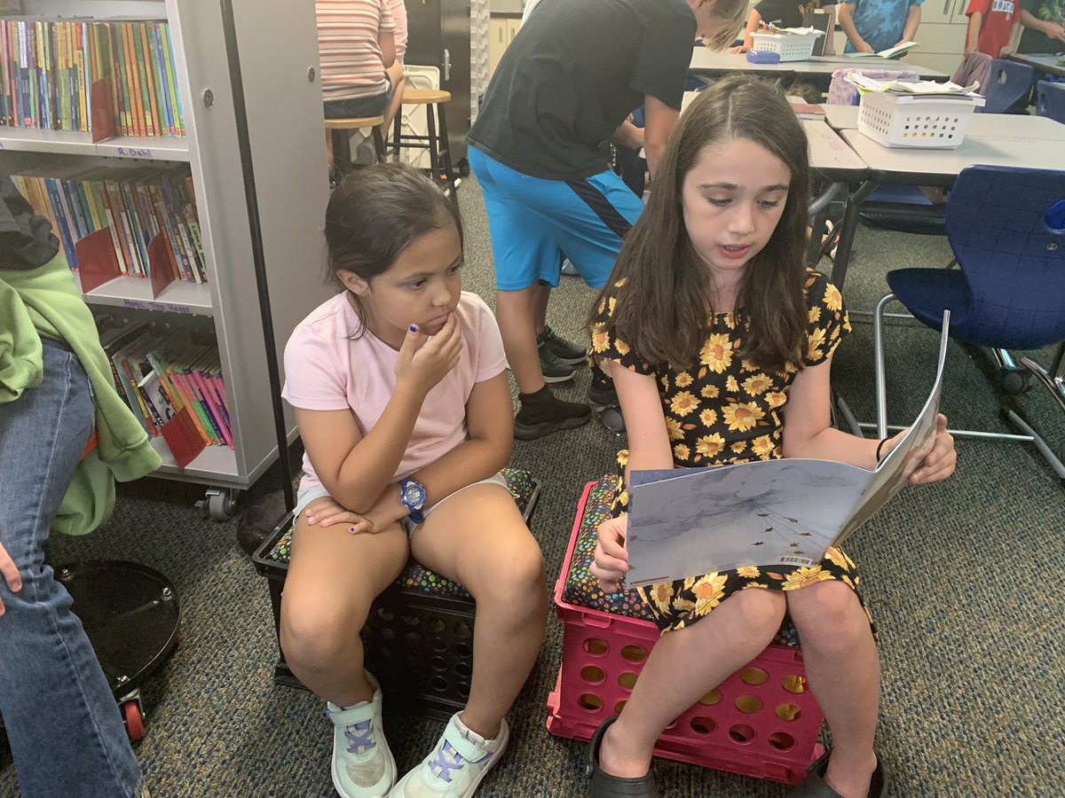 scout615's tweet photo. 5th graders (my group) reading to 3rd graders (my daughter’s group)! I ❤️making student to student connections. Bonus I can work with my own child too! #GLCSryan #GLRead20 @KJCushman3 https://t.co/YUTQ6tJ6IP