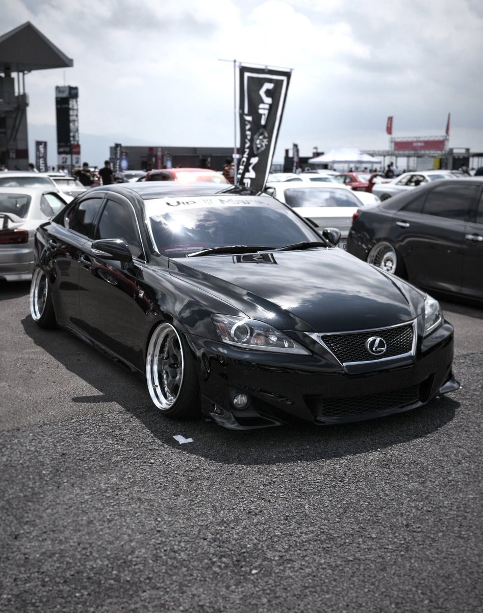 遅くなりましたが、A-MESSE参加された方お疲れ様でした！
写真撮っていただいた方ありがとうございます🙇🏻‍♂️
📷
<a href="/NBSW_3001/">のぶさわ #NBSW</a> 
@keisuke345fit 
@takumaziro 
<a href="/kyousuke0815/">スケ</a>