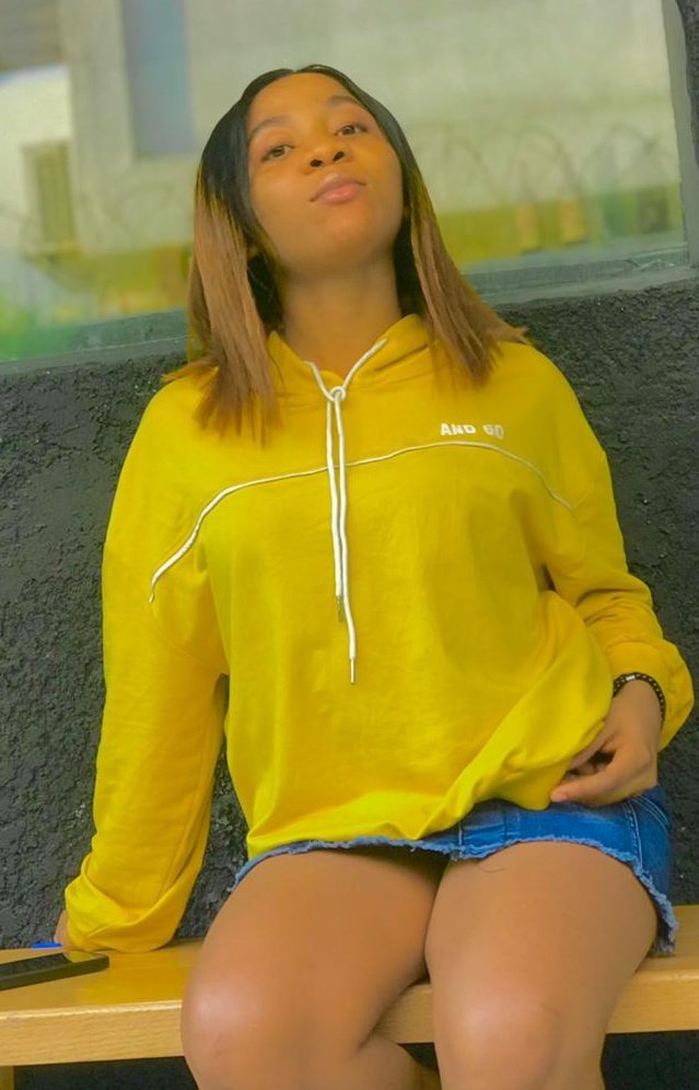 Debbzy002's tweet photo. Free free to crush🥰🥰 https://t.co/KFzHs89sRc