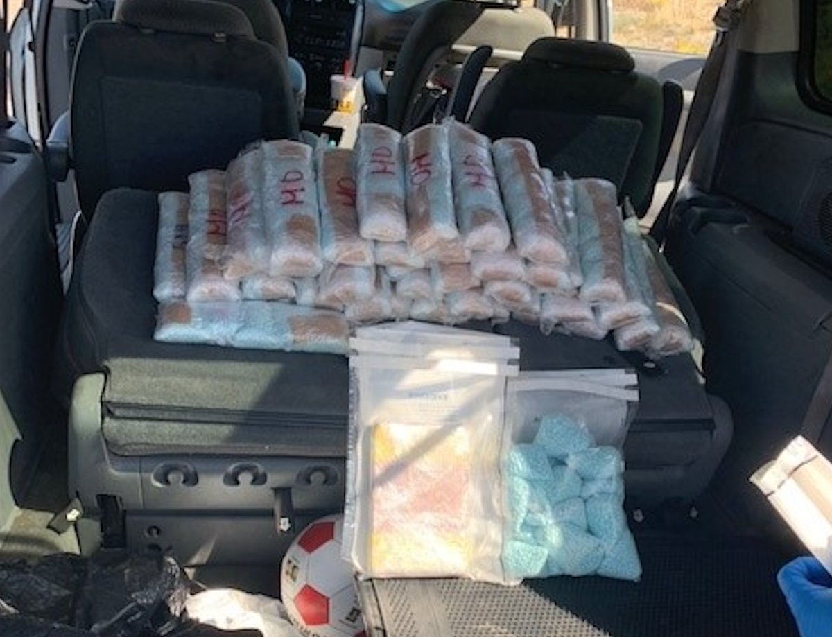 56 pounds of Fentanyl seized north of Ely during Nevada Highway Patrol traffic stop carsonnow.org/story/09/06/20…