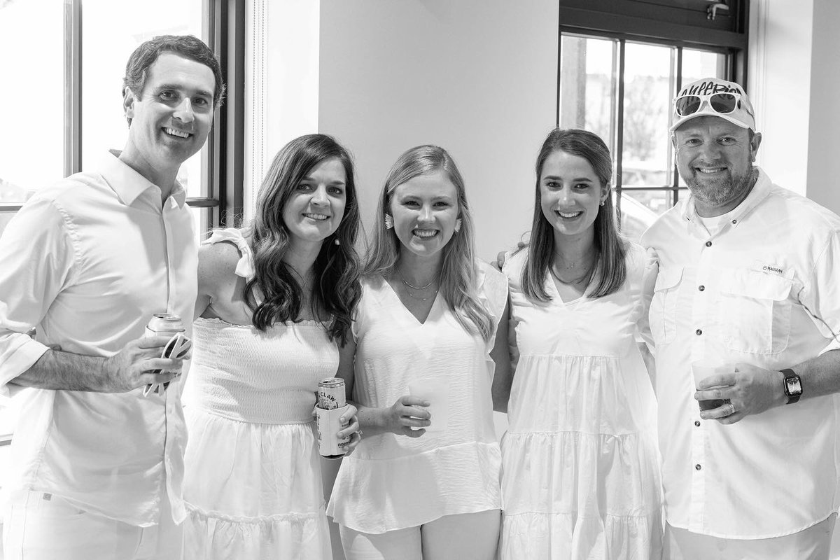 InteriorElement's tweet image. We had a blast hosting the Hot n the Ham party. Thanks to everyone that joined in the fun and to all our sponsors.

#loveyourspace #ie #workhardplayhard