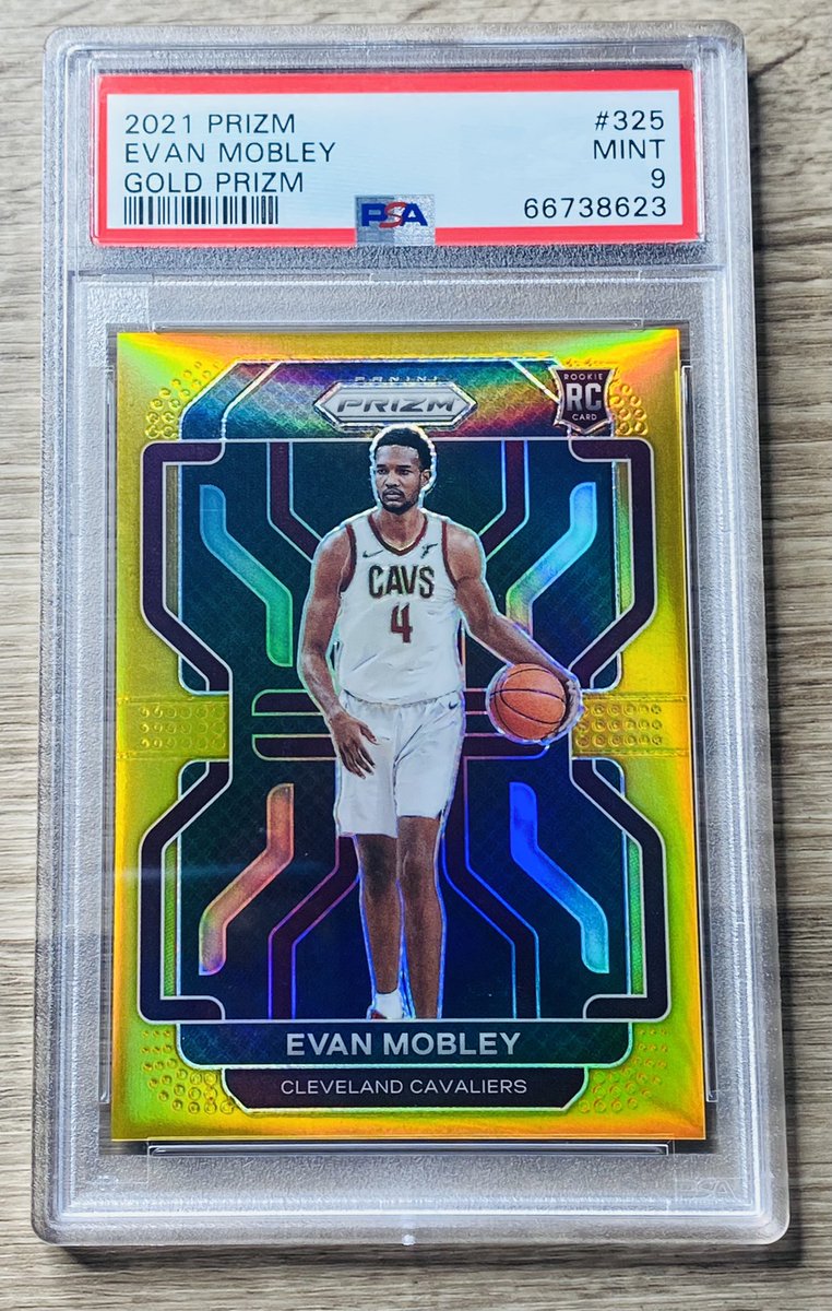 JRange2323's tweet photo. FS - Evan Mobley Prizm True Gold #/10 PSA 9

POP 1 - none higher. DM for serious inquiries $$. 

Premier Mobley investment piece! @CardboardEchoes https://t.co/JDPNWe0u7v