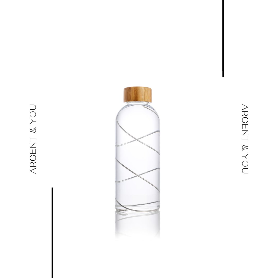 La bouteille Silver'O 60cl, le pti format parfait pour le bureau 😃.

Parfait pour boire une eau saine au travail tout en étant écolo ♻️.

#silverO #ecologie #eausaine #zerodechet