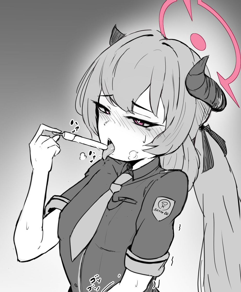 ブルアカがメンテなのでアイス食べてるジュンコ描きました 