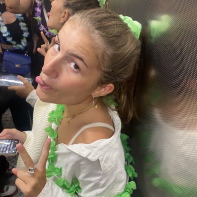 mattvvno's tweet photo. #NouvellePhotoDeProfil yo les ploucossss je suis de retour dans le game https://t.co/jfQjYObKec