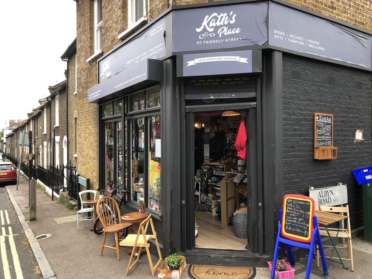 PlaceKaths's tweet photo. It’s @Broc_Soc frontgarden weekend ! @PlaceKaths delighted 2B part ,with neighbours have pay what U can street #market #Plants #Fashion #Kids #Records #Kitchen #Books #MadeinDeptford #Gifts #Bricbrac #Popup on #FriendlyStreet #Deptford Sat-Sun 10-3pm please come support our work https://t.co/2U3eyybIQd
