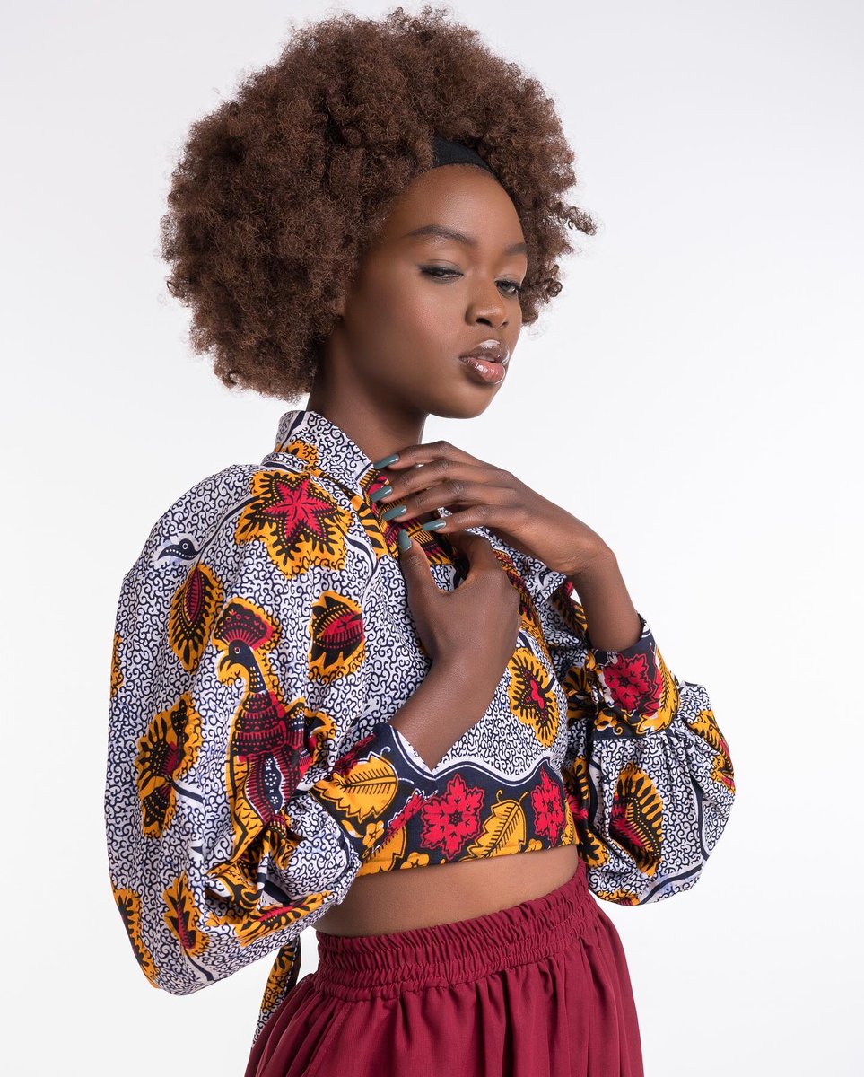 marishdesignsug's tweet photo. Implement a new day with a unique marish Afro urban style.

marish kitengi rap and tie tops available in different prints and sizes.

Size: small, large

Outfit: @marishdesigns
Make-up: @abiilux
Model: @diana

#newarrivals #marish #midweekstyle #afrourbanstyle #marishfashion https://t.co/P85MgnZtJa