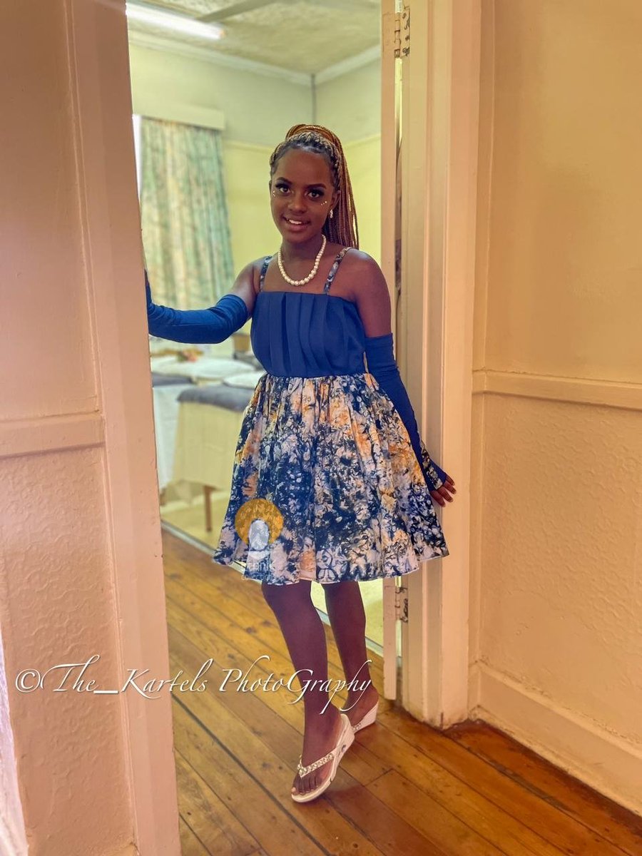 Ethnik_Collect's tweet photo. "I loved the top part of my dress because it matched my gloves🙈the best part was the fact that I wore something nobody was wearing, and my team even made a statement for me hanzii 'the dress is giving' 😂❤️👑" - Dinel

Model: Dinel Makwesera

We call it Dinel (Dress) Order yours https://t.co/vp0VHy3E4Z