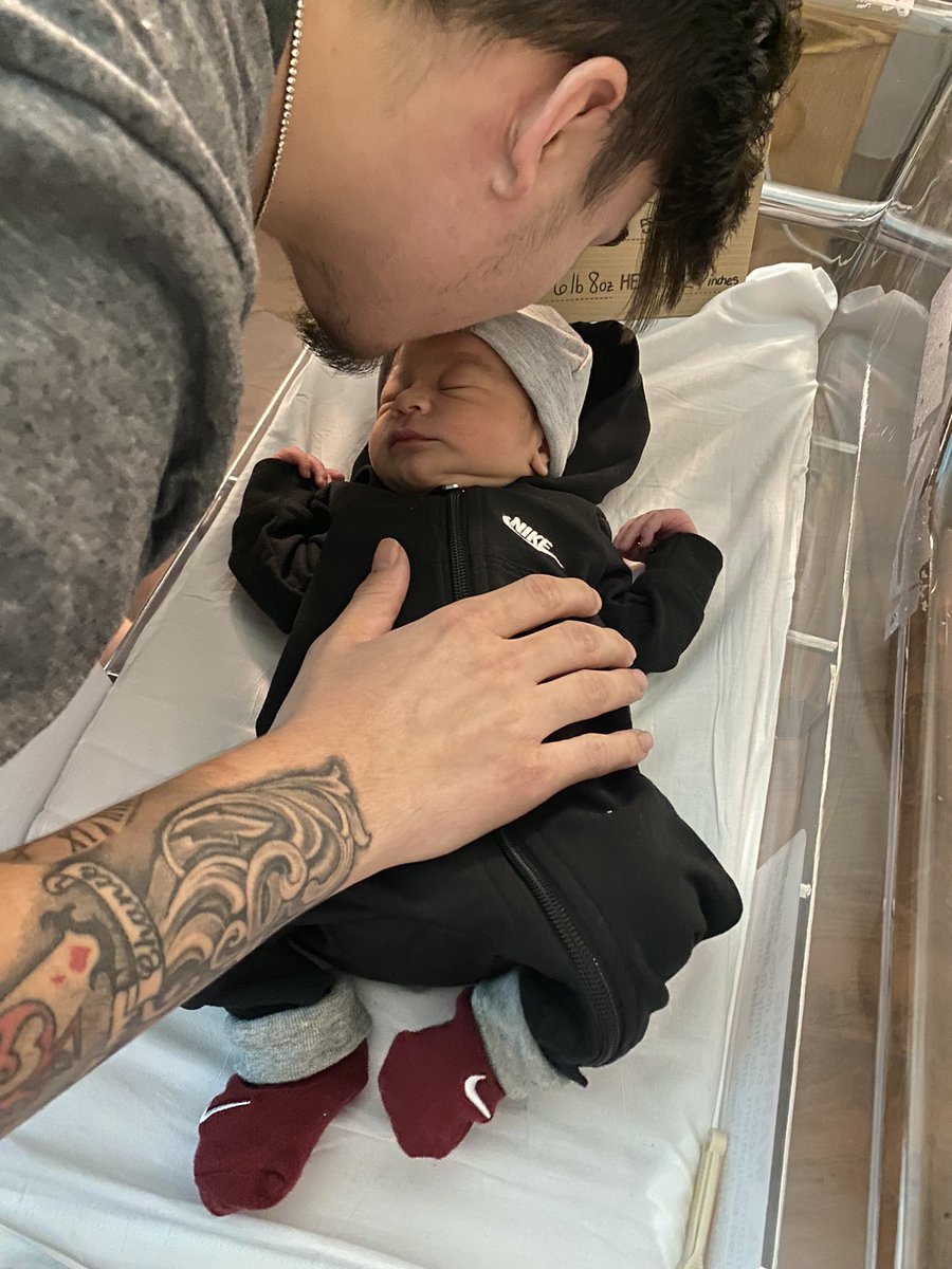 daniimmarie's tweet photo. i always said me and ab would make the most beautiful babies and we DO 🥺 our son is perfect in every way , we're so in love 🫶🏼 https://t.co/LVvlrXWAMN