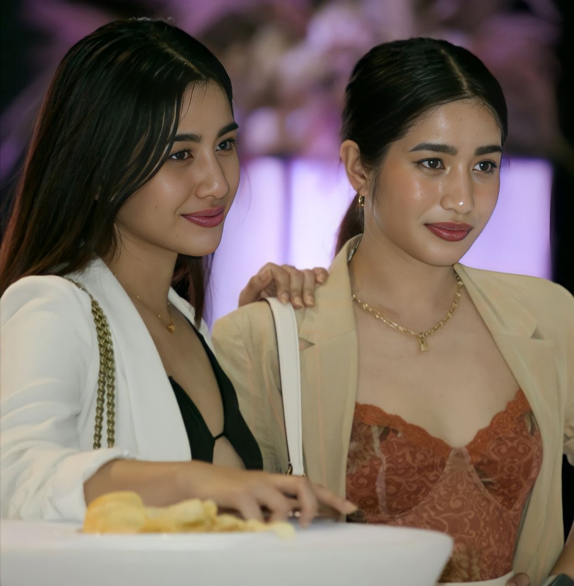 ✨✨ // <a href="/rochelleannesp/">Rochelle Anne</a> <a href="/ritchelleannesp/">Ritchelle Anne</a>