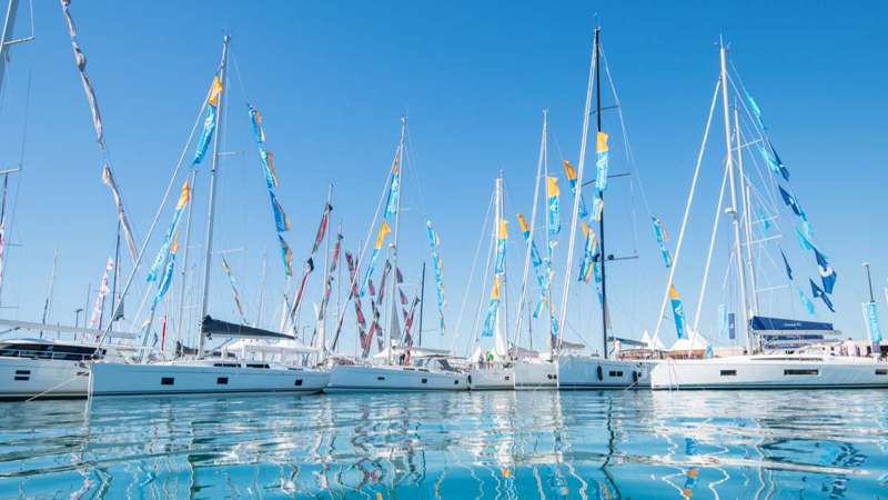 floatmagazin's tweet photo. Das Cannes Yachting Festival ist eine der wenigen Bootsmessen, die Segelyachten die große Bühne bereitet. Das gibt es im Port Canto zu sehen.  #Bootsmesse #CannesYachtingFestival #CotedAzur #KatamarnaPremieren #Messen #Neuheiten #PortCanto

https://t.co/3X3sVtDQo3 https://t.co/aVcdLMxw7n