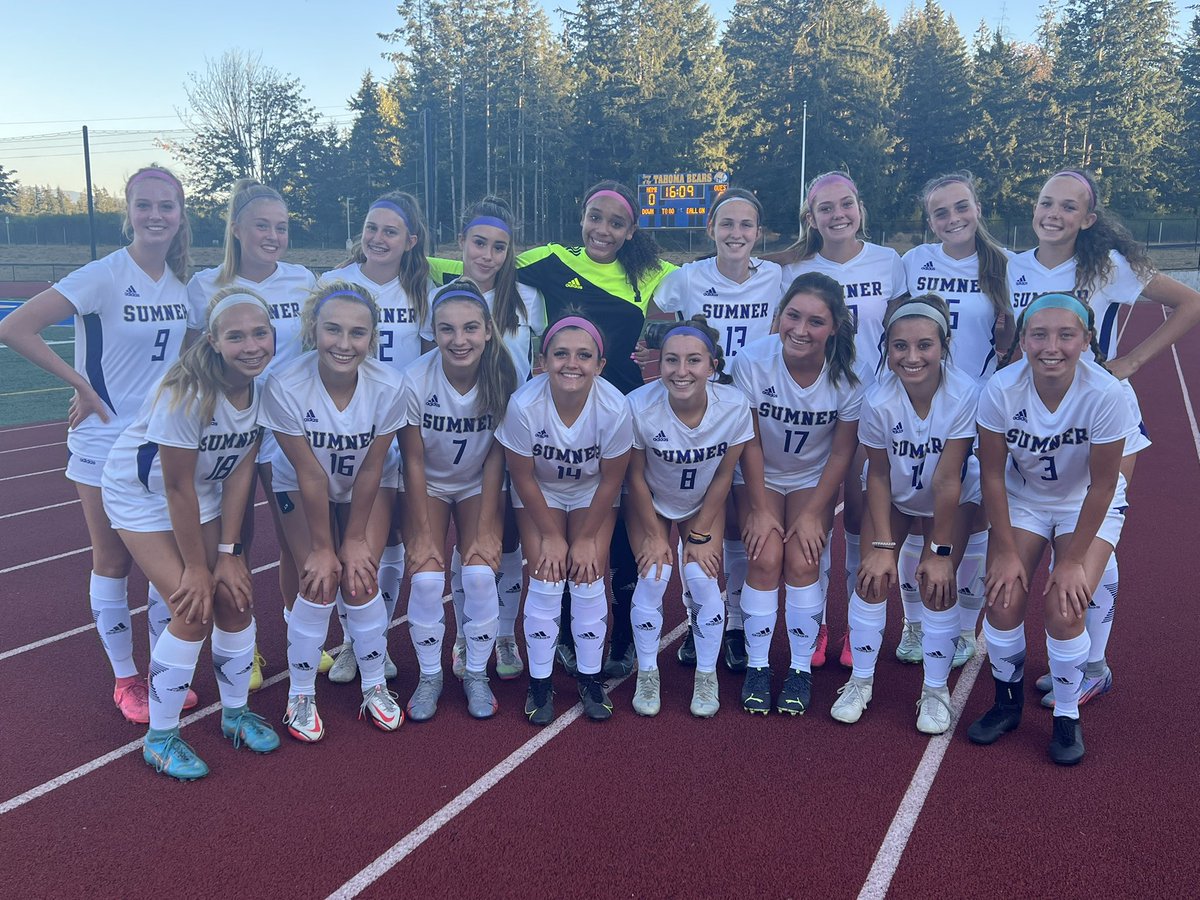 Varsity with a 1-0 WIN tonight against a tough Tahoma squad. Goal by <a href="/arii_hill/">Ari Hill</a> and shutout #1 for KK and our tough D👊🏼⚽️ #GoSparts #ValleyPride