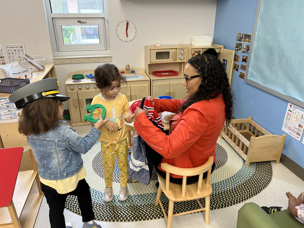 ACPSpreK's tweet photo. Dr. Kay-Wyatt thanks for coming to play with us today! It was such fun! @ACPSk12Supt @ACPSctll @ACPSk12 @ACPSECC https://t.co/dnPxaJOLC9