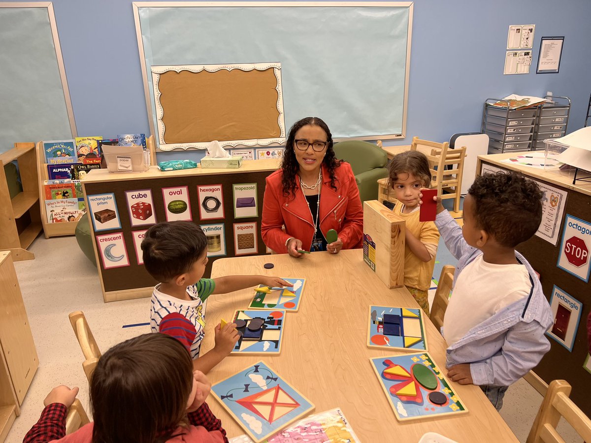 ACPSpreK's tweet photo. Dr. Kay-Wyatt thanks for coming to play with us today! It was such fun! @ACPSk12Supt @ACPSctll @ACPSk12 @ACPSECC https://t.co/dnPxaJOLC9