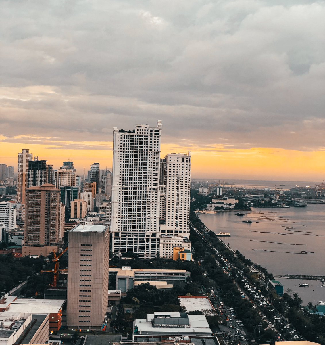 Pogs001's tweet photo. Maynila, Manila, Manille. ๐ต๐ญ
#PogsWanders #PogsPhotography #Manila #Philippines #Travelgram #Cityscape #ItsMoreFunInThePhilippines https://t.co/1tZOOor90Q