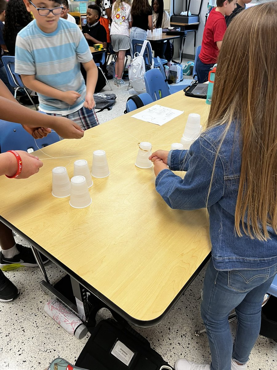 BeachyTeacher's tweet photo. Cup Stack Challenge No Hands!! @WoodchuckWorld @vbschools https://t.co/buQNZ7sfir