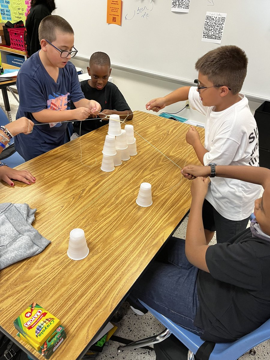BeachyTeacher's tweet photo. Cup Stack Challenge No Hands!! @WoodchuckWorld @vbschools https://t.co/buQNZ7sfir